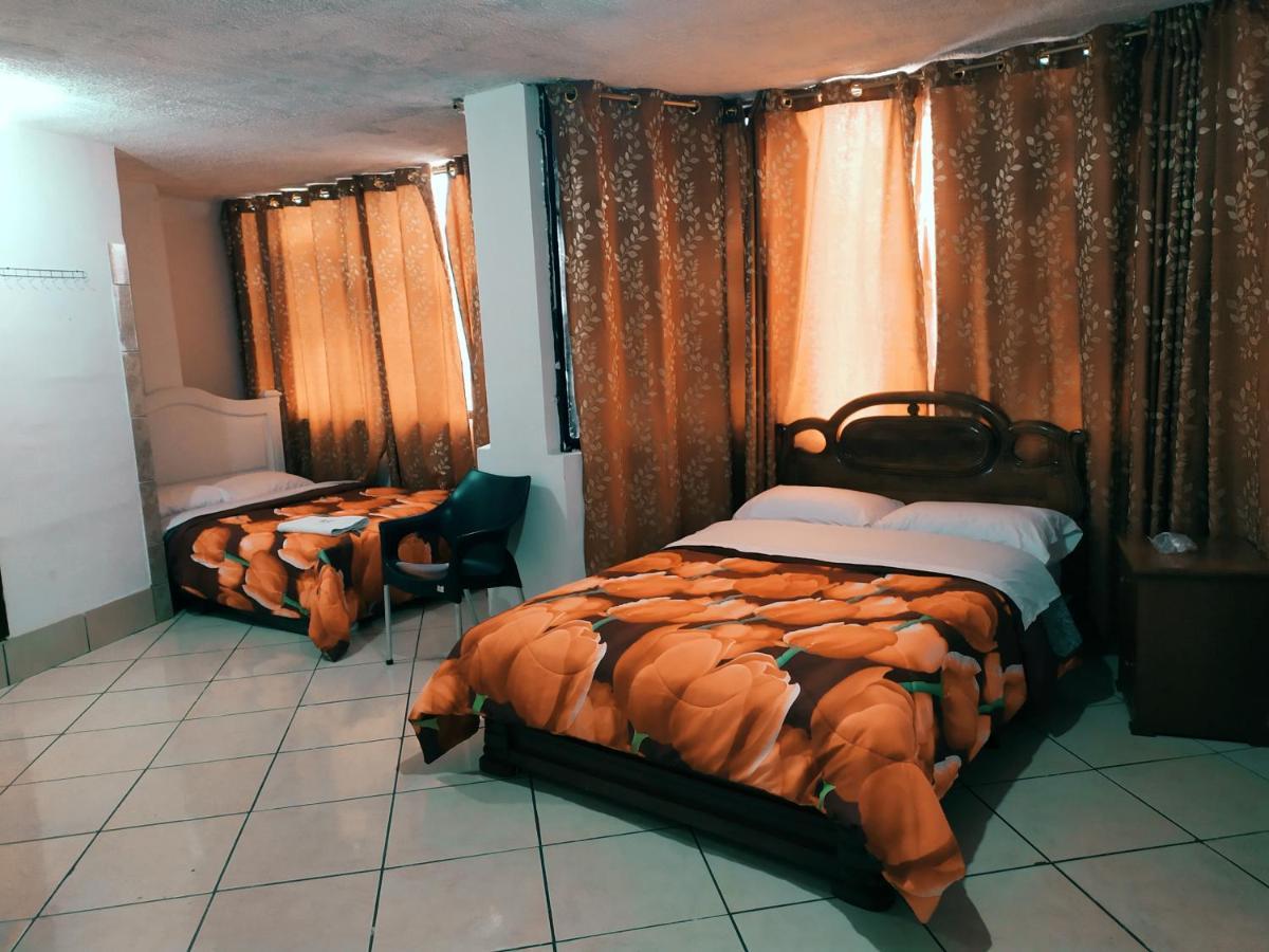 Hostal Ajavi Del Sur 基多 外观 照片